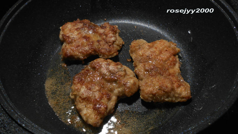 Steps for cooking Thai-style Chicken Nuggets