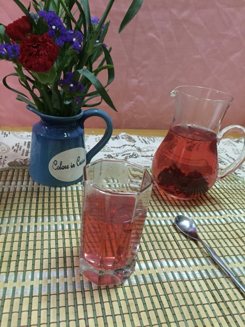 Steps to Make Roselle Flower Tea