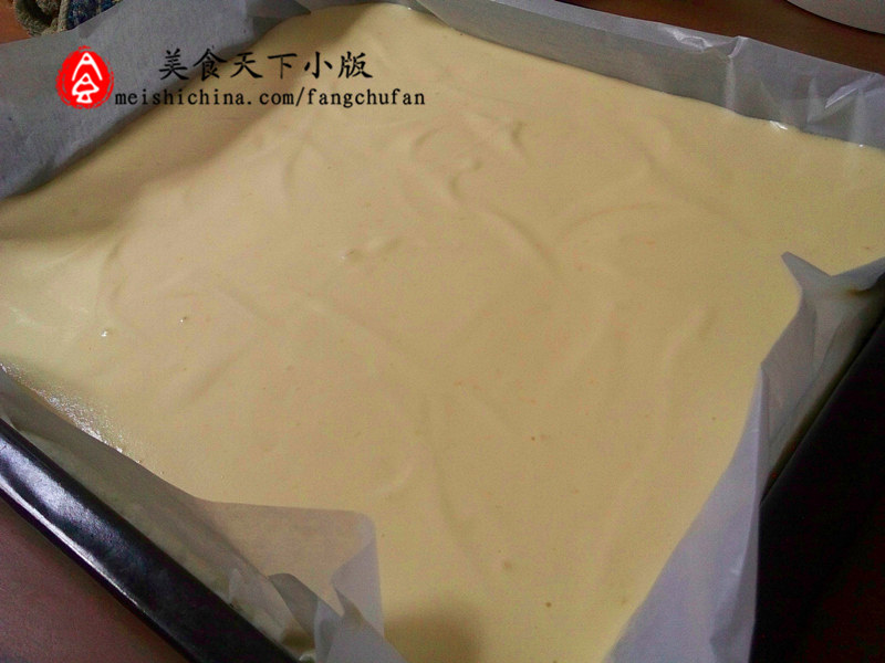 Steps for Making Vanilla Cake Roll