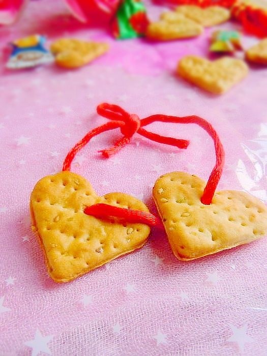 Heart-to-Heart - Pickled Mustard Soda Biscuits