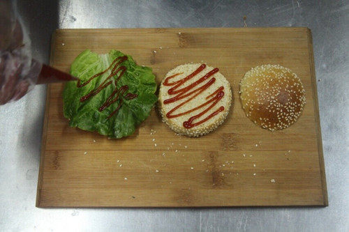 Steps for Making Whole Wheat Pork Chop Burger