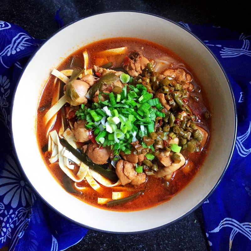 Steps to Cook Braised Chicken Thigh Rice Noodles