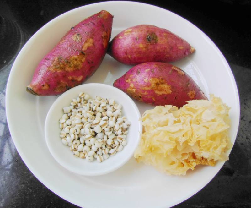 Steps for Making Sweet Potato, Coix Seed, and Tremella Sugar Water