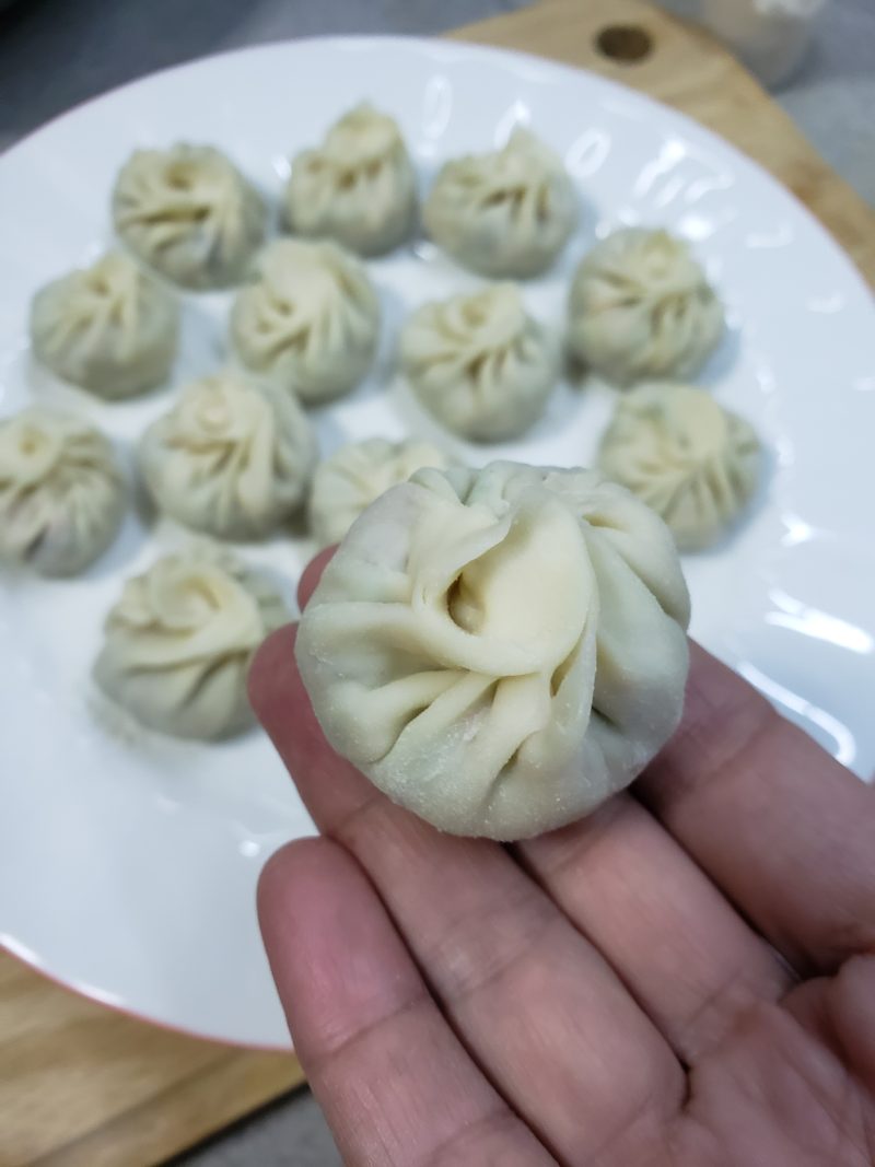 Step-by-step Instructions for Quick and Easy, Thin-skinned and Delicious Vegetarian Pan-fried Buns