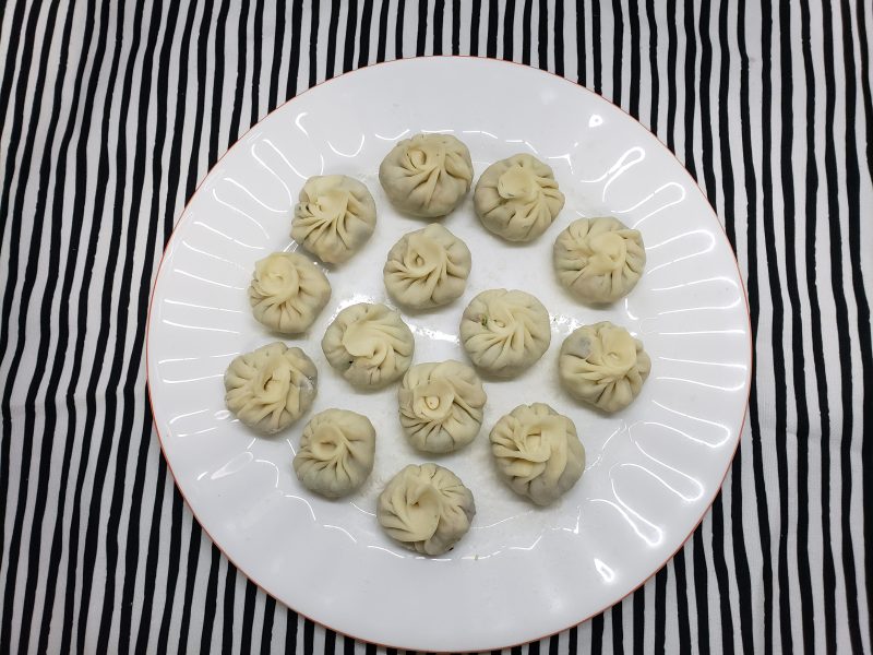 Step-by-step Instructions for Quick and Easy, Thin-skinned and Delicious Vegetarian Pan-fried Buns