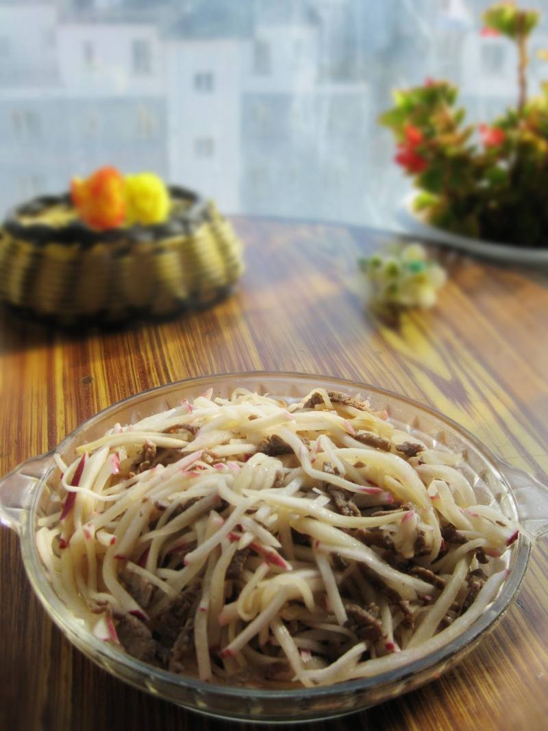 Stir-fried Beef with Radish