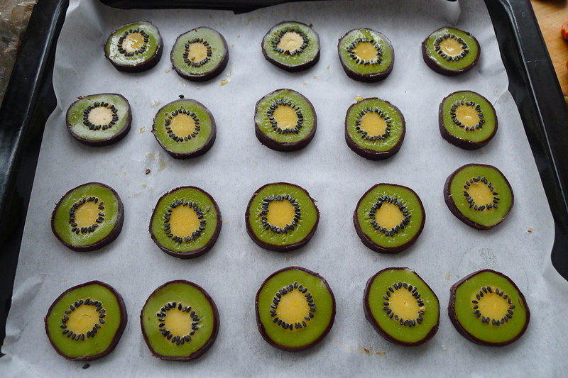 Kiwi Cookies Making Steps