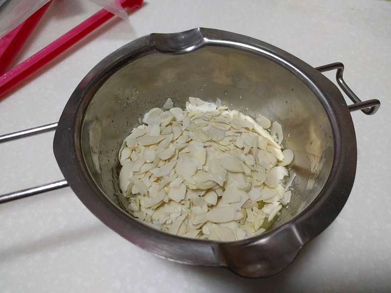 Steps for making Cocoa Flavored Roman Shield Cookies