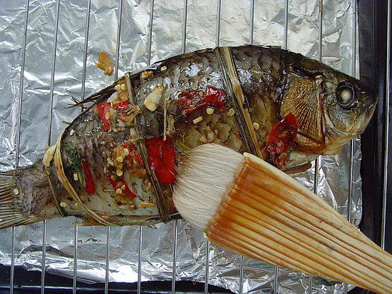 Steps to Cook Lemongrass Grilled Crucian Carp