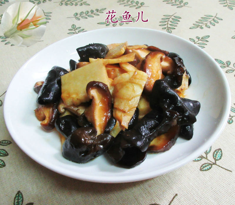 Stir-fried Black Fungus and Winter Vegetables