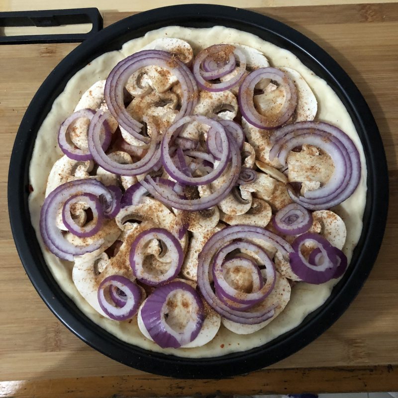 Steps for making Crispy Sausage, Bacon and Mushroom Pizza