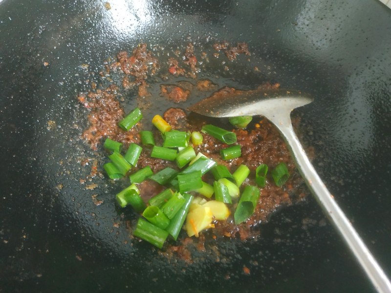 Steps for Cooking Spicy Hot Pot Chicken Nuggets