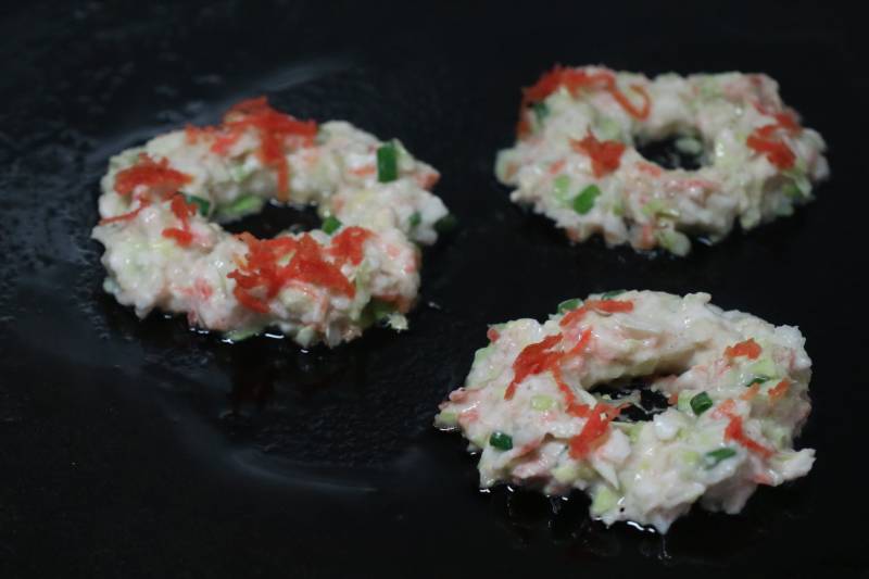 Steps for making Cabbage and Quail Egg Bake