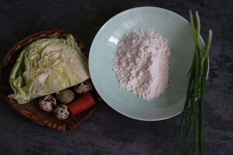 Steps for making Cabbage and Quail Egg Bake