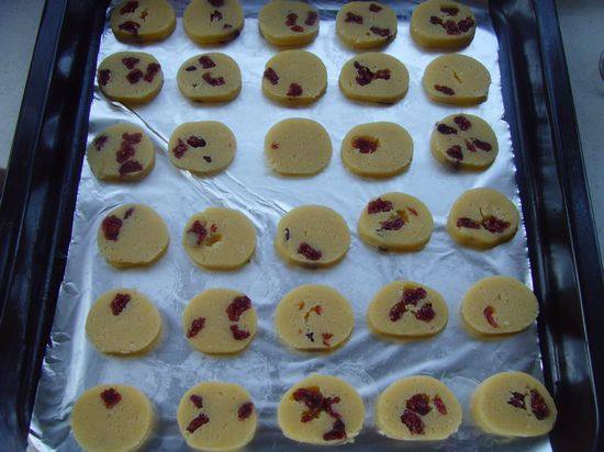 Cranberry Cookies Making Steps