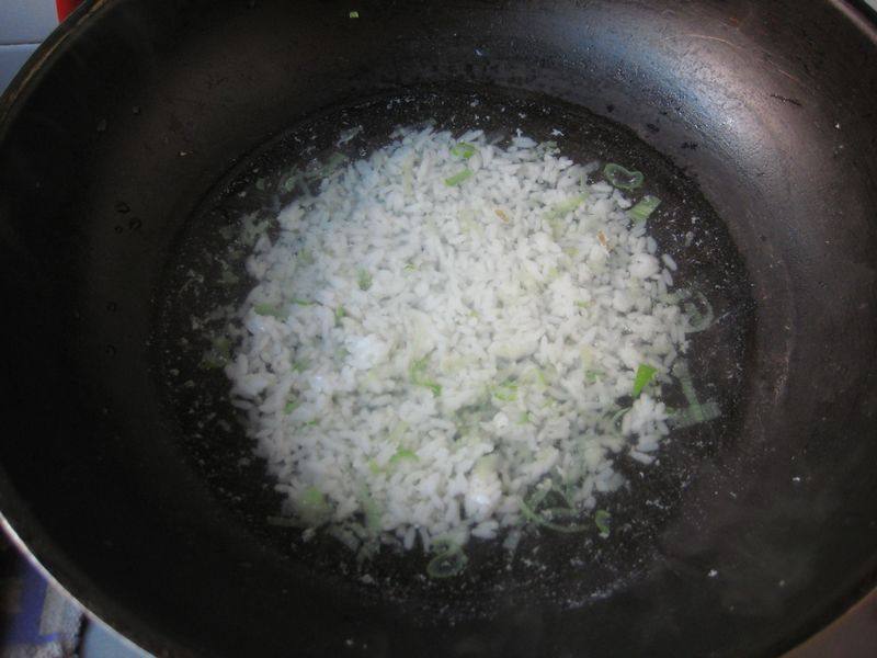 Steps for Making Chicken and Mushroom Congee