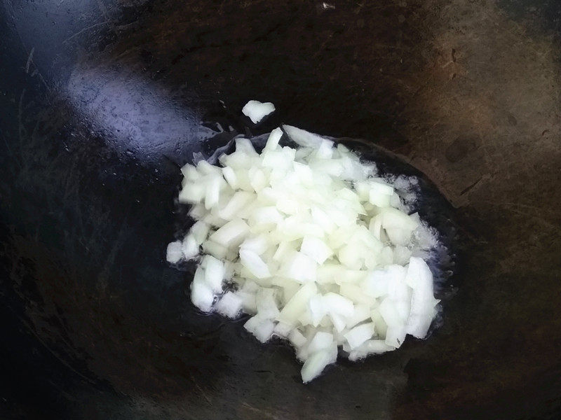 Steps to Make Beef Sausage and Vegetable Fried Rice