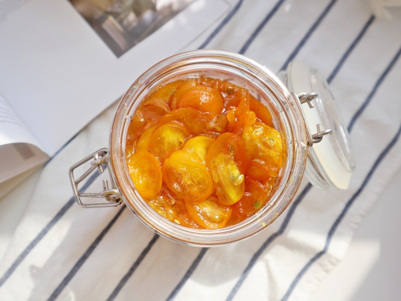 Step-by-Step Instructions for Making Iced Kumquat Paste: Clear Lungs and Stop Coughing