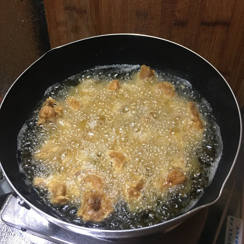 Steps for Cooking Fried Pork Ribs