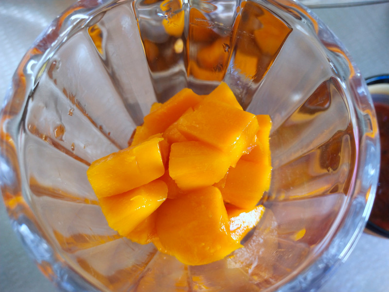 Steps to Make Mango Peach Gum Milk Tea