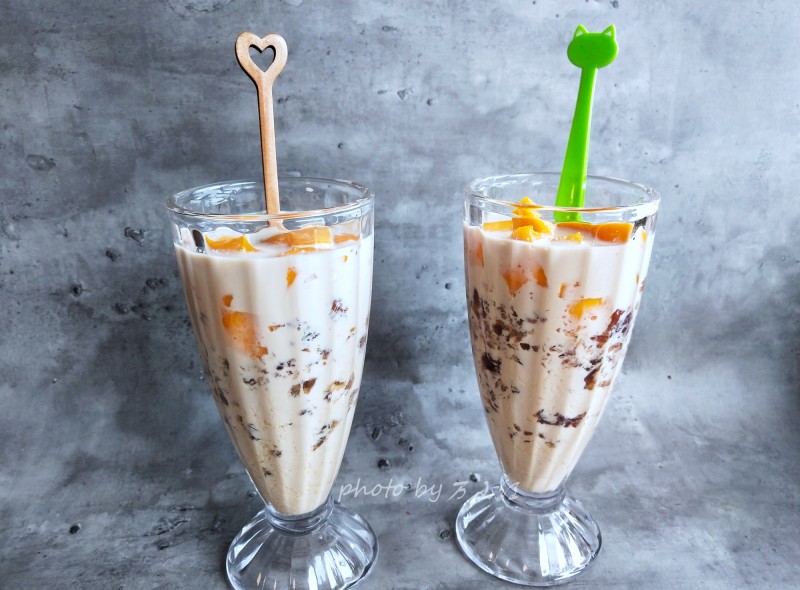 Steps to Make Mango Peach Gum Milk Tea