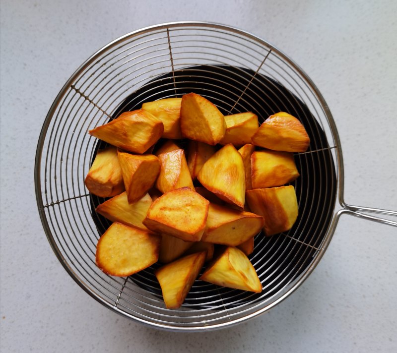 Steps for Making Sweet Potato in Sugar Frost