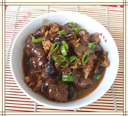 Minced Pork with Sea Cucumber