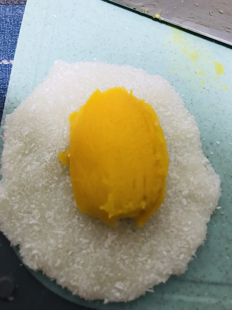 Steps for making Mango Sticky Rice Cake