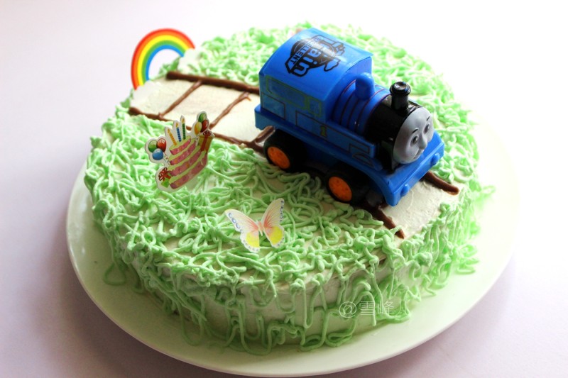 Thomas the Tank Engine Cream Cake