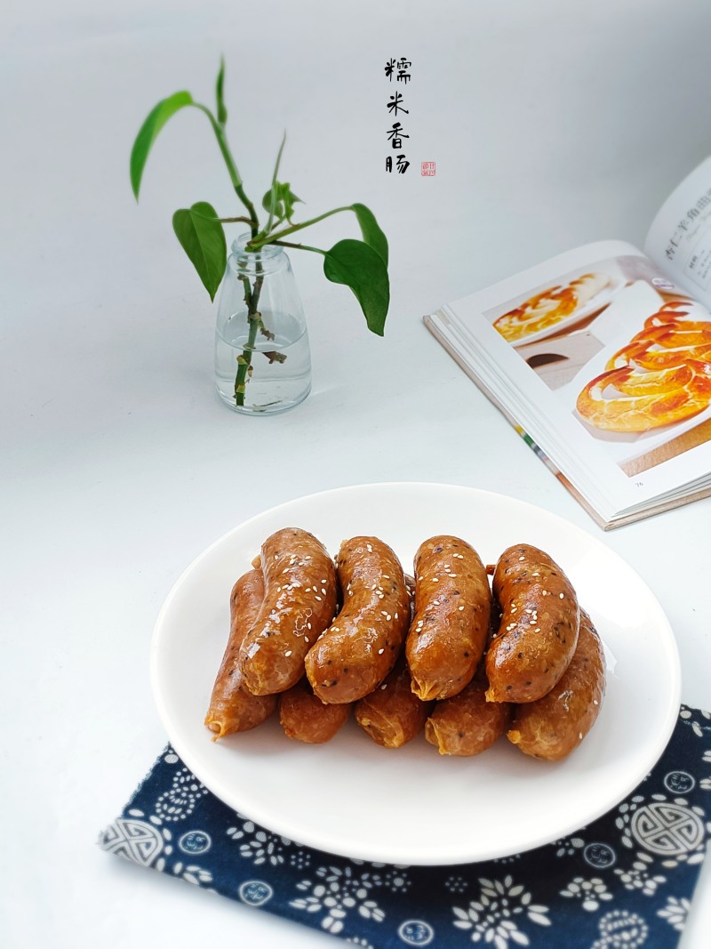 Steps for Making Glutinous Rice Sausage