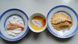 Steps for Making Japanese Fried Shrimp