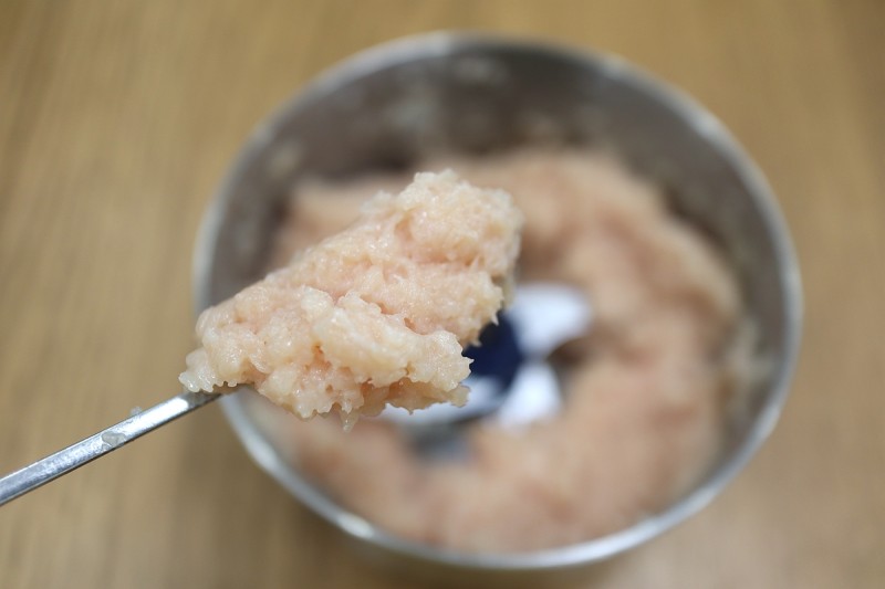 Steps for Making Tender Luncheon Meat