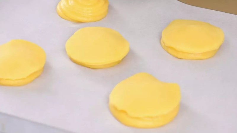 Bursting Pearl Milk Tea Dirty Choux Pastry Making Steps