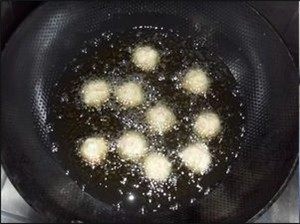 Steps for Making Lotus Root Meatballs