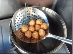 Steps for Making Lotus Root Meatballs