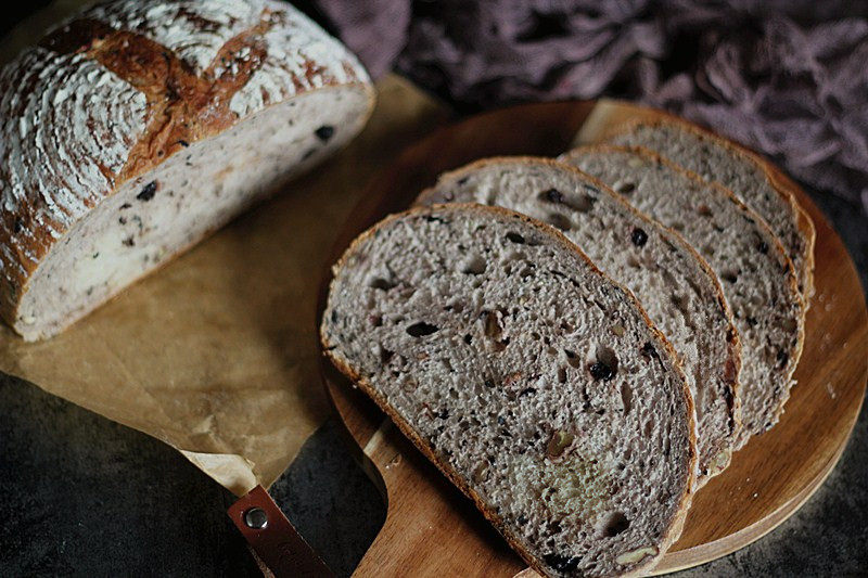 Steps for making Healthy and Rustic Whole Wheat Blueberry and Pecan Soft European Bread