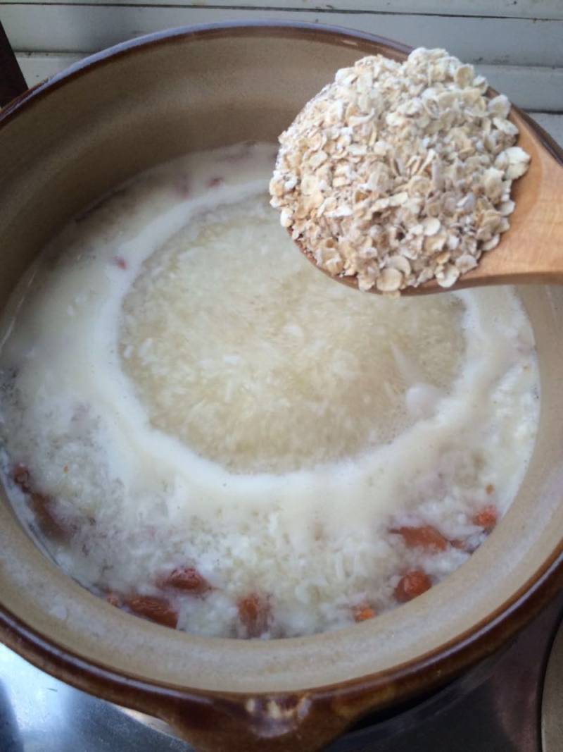 Claypot Porridge - Millet, Fermented Rice, Goji Berry and Lily Porridge Cooking Steps