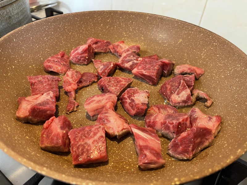 Steps for cooking Beef with Mustard Sauce