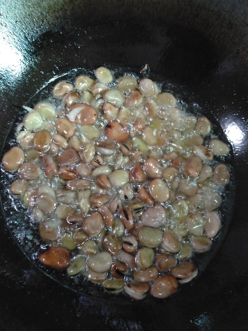 Steps to Make Sugar Frosted Broad Beans