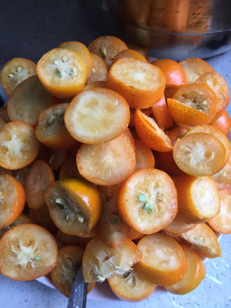 Steps for Making Father's Brand Kumquat Jam