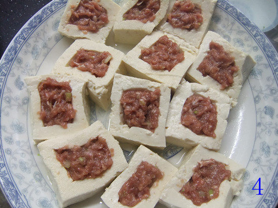 Steps for cooking Oyster Sauce Tofu Stuffed with Pork