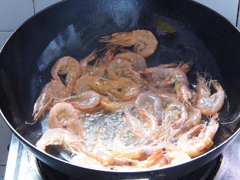 Steps for making Onion Fried Shrimp