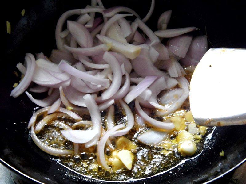 Steps for making Onion Fried Shrimp