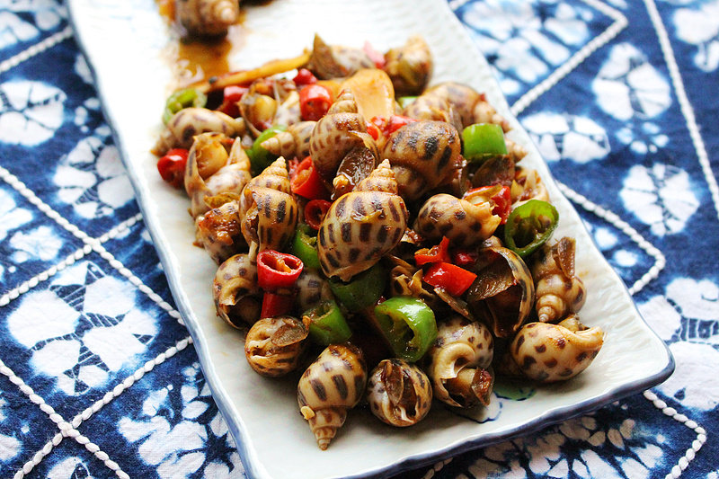 Steps for Making Spicy Stir-Fried Snails