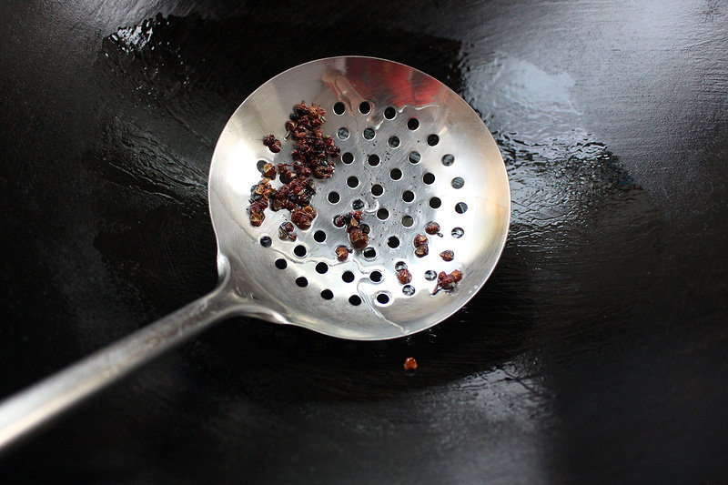 Steps for Making Spicy Stir-Fried Snails