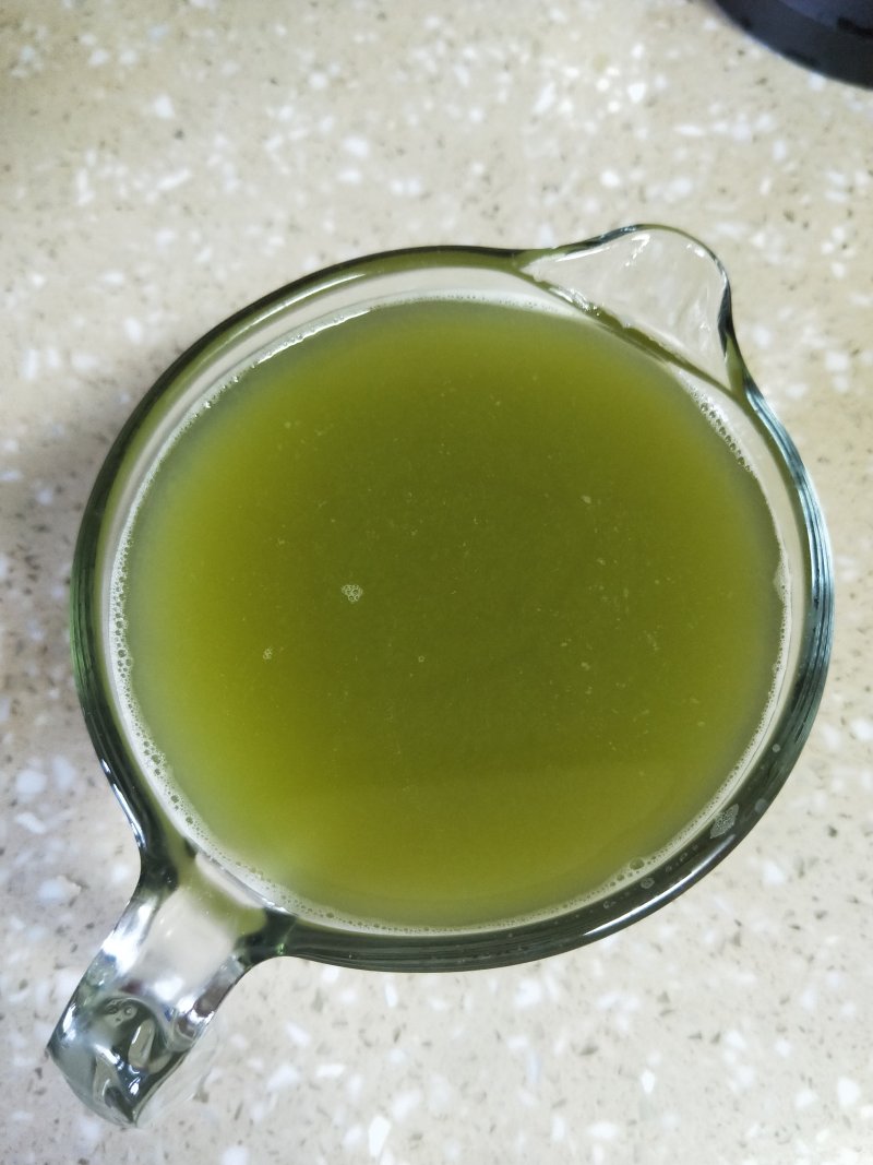 Steps for Making Celery Apple Juice