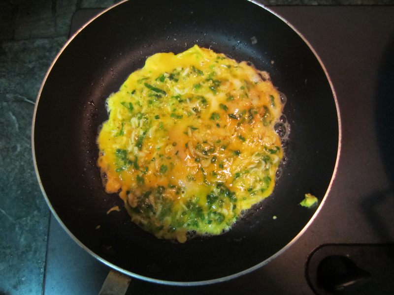 Red Rice Porridge + Scallion Shrimp Omelette with Parsley + Microwave Green Peppers, Delicious Breakfast Cooking Steps