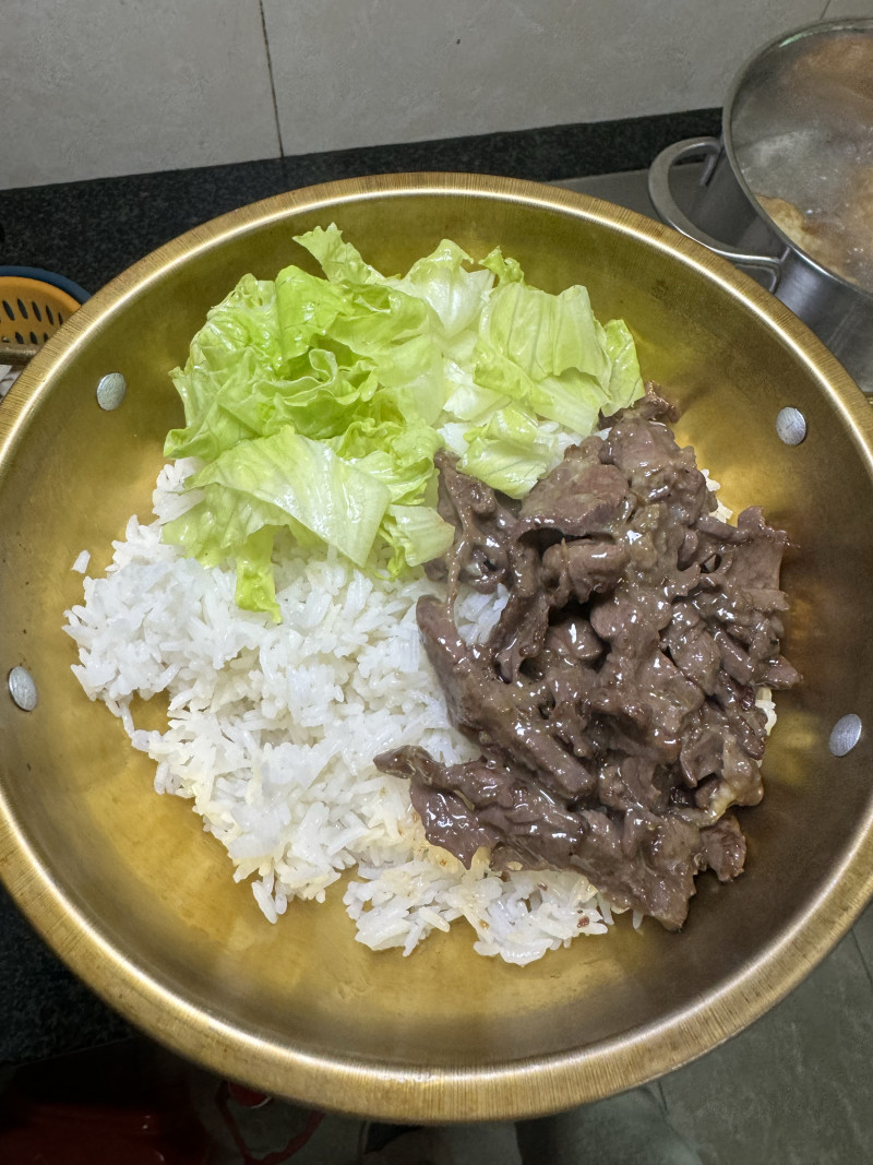 Steps for Making Lettuce Beef Rice Bowl