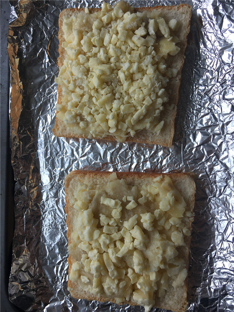 Cheese Durian Toast Cooking Steps