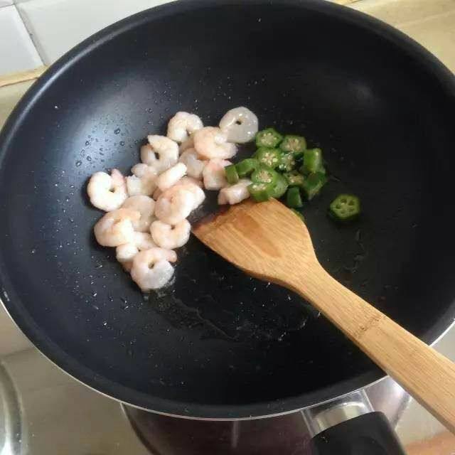 Steps for Mango Shrimp Stir Fry